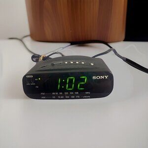 Sony Dream Machine FM/AM Clock Radio Alarm Model ICF-C212 Black Dual Power